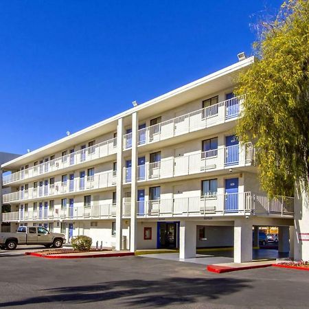 Phoenix Inn Dış mekan fotoğraf