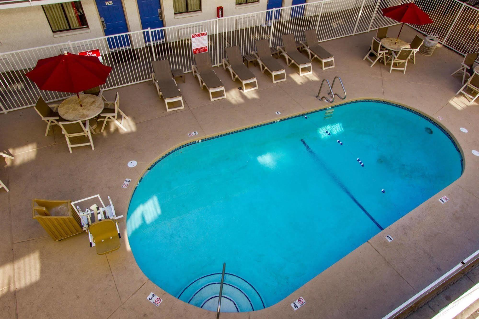 Phoenix Inn Dış mekan fotoğraf