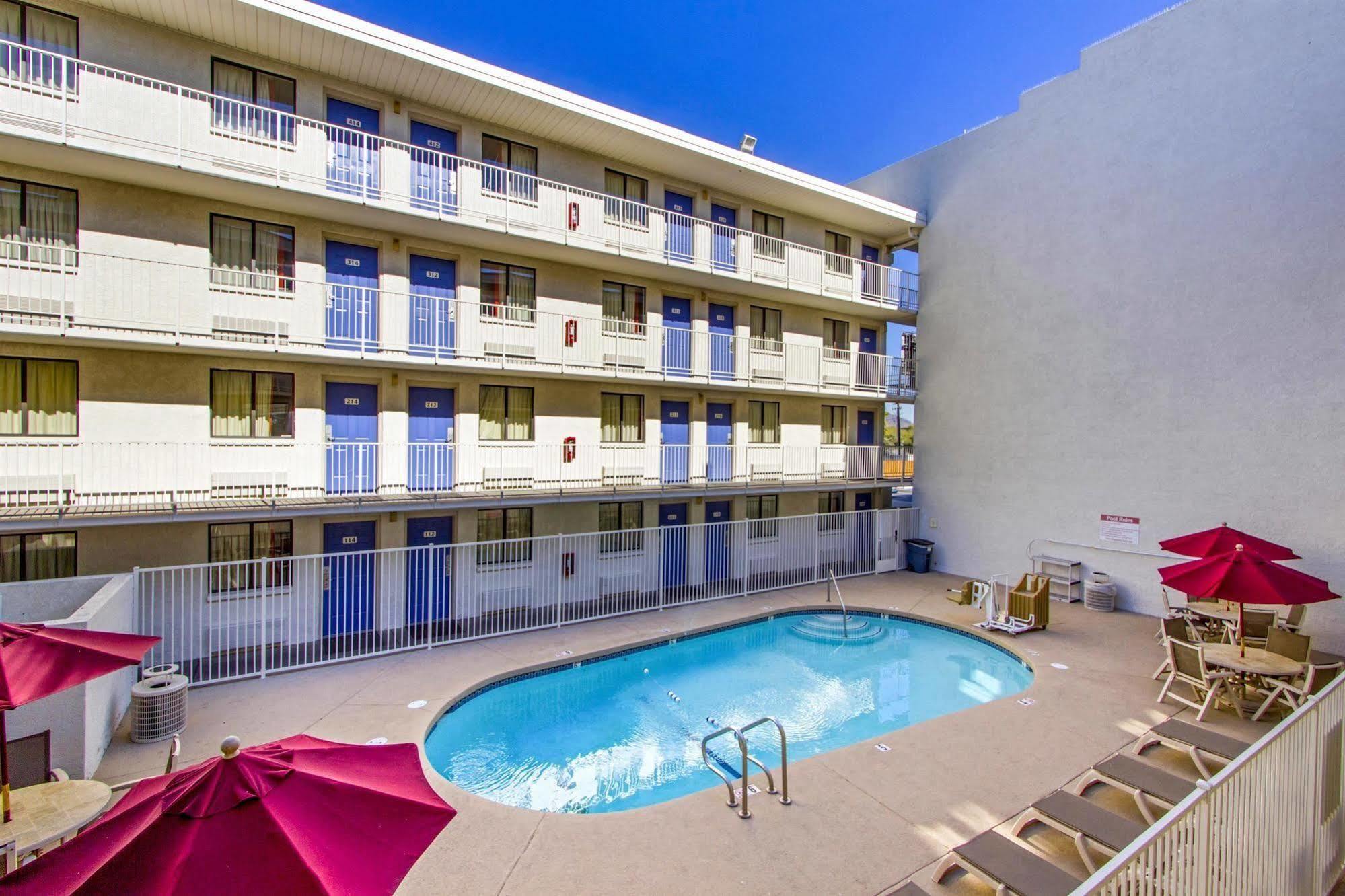 Phoenix Inn Dış mekan fotoğraf