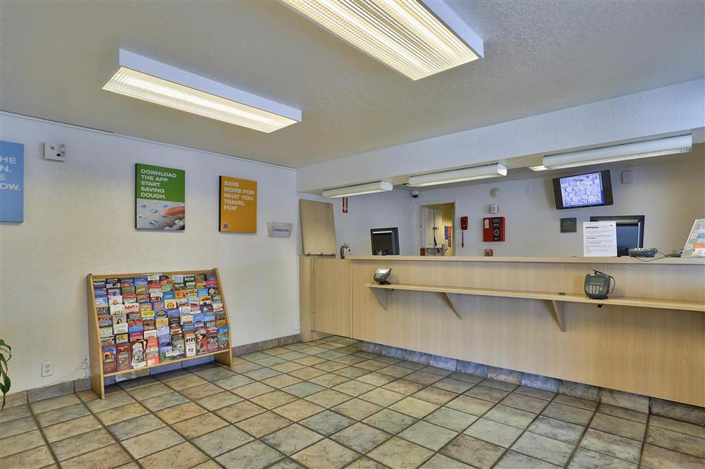 Phoenix Inn İç mekan fotoğraf